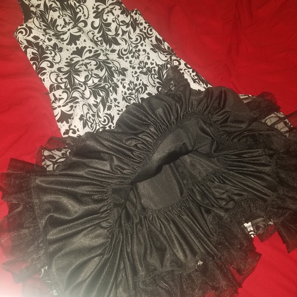 Girls Dress - Picture 2 of 3